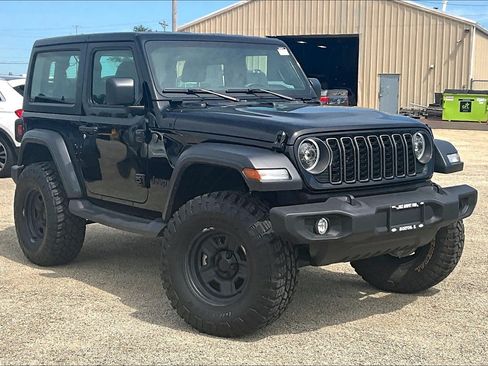 Used 2024 Jeep Wrangler Sport AWD/4WD image 34