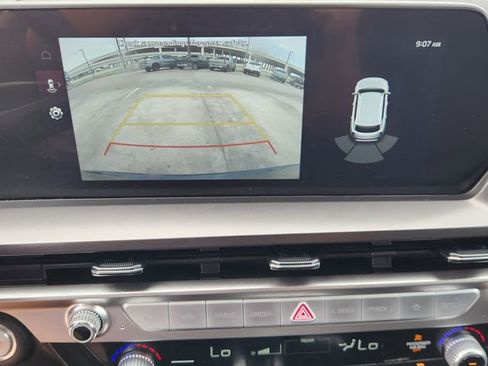 Used 2025 Kia Telluride S FWD image 17