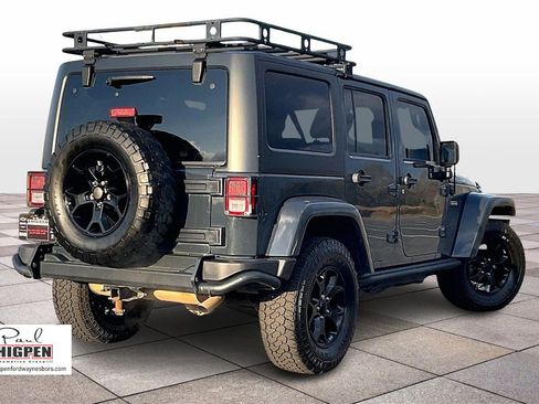 Used 2018 Jeep Wrangler Unlimited Sport image 12