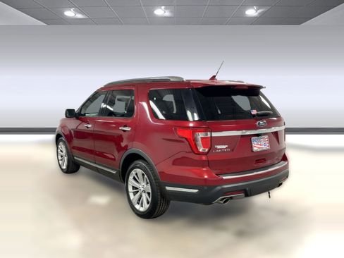 Used 2019 Ford Explorer Limited w/ Class III Trailer Tow Package image 2