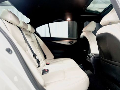 Used 2019 INFINITI Q50 Red Sport 400 w/ Sensory Package image 39