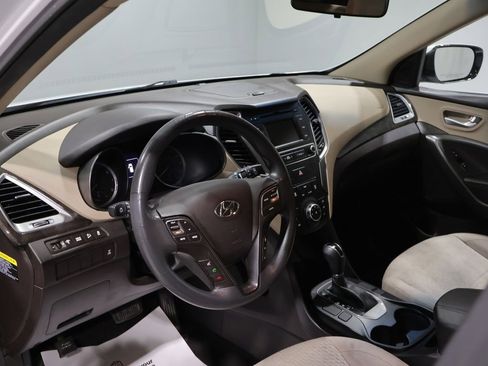 Used 2018 Hyundai Santa Fe Sport image 16