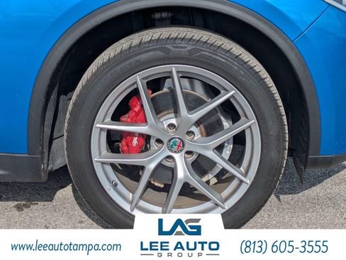 Used 2019 Alfa Romeo Stelvio Ti AWD/4WD image 10