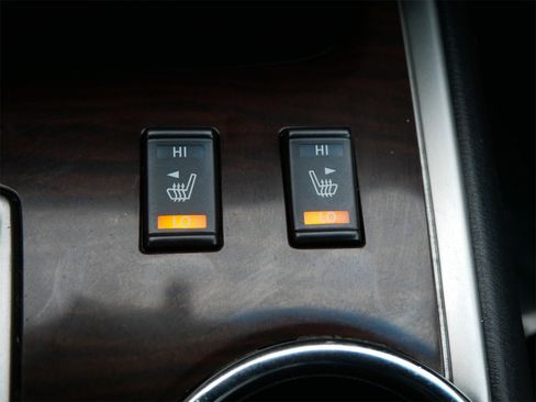 Used 2015 Nissan Pathfinder SL w/ SL Premium Package image 27