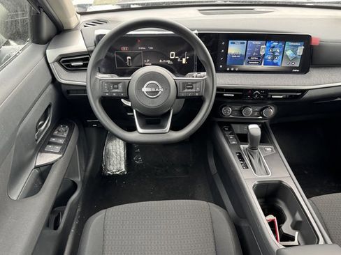 New 2026 Nissan Kicks S image 17