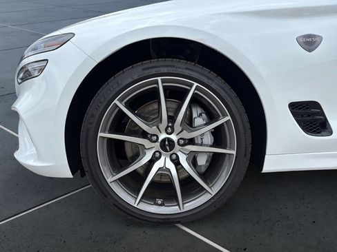 New 2026 Genesis G70 2.5T RWD image 15