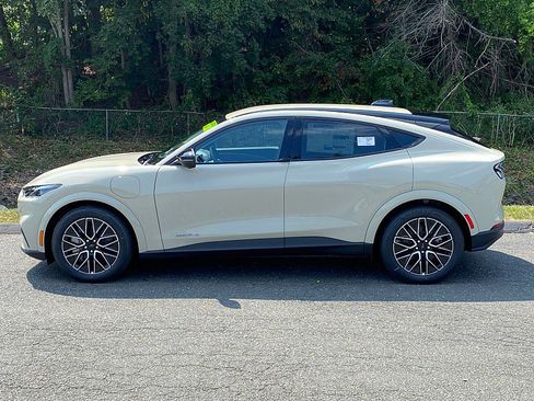 New 2025 Ford Mustang Mach-E Premium AWD/4WD image 11