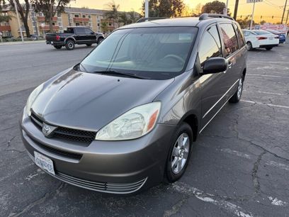 Used 2005 Toyota Sienna CE