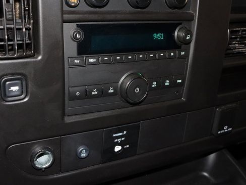 Used 2024 Chevrolet Express 2500 w/ Driver Convenience Package image 16