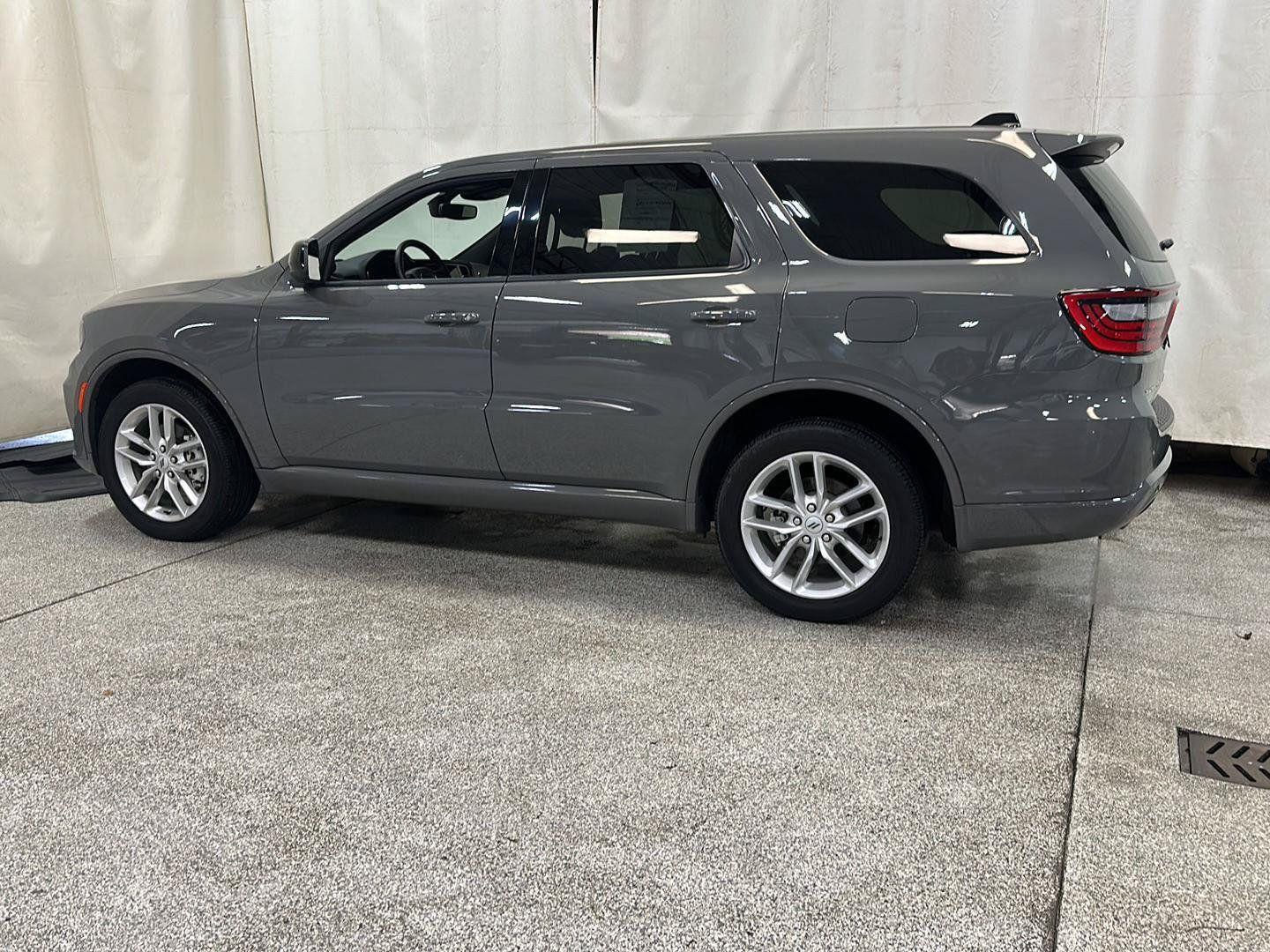 Used 2026 Dodge Durango GT AWD/4WD image 3