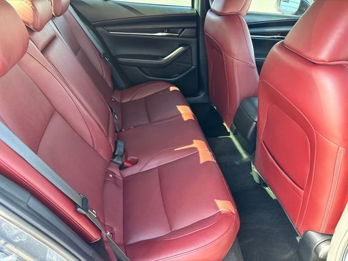 Used 2025 MAZDA MAZDA3 s image 19