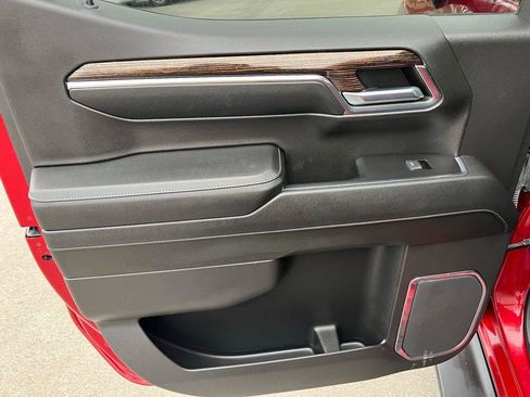 Used 2024 GMC Sierra 1500 Elevation image 18