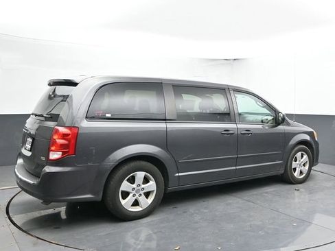 Used 2016 Dodge Grand Caravan SE w/ Quick Order Package 29E SE image 10