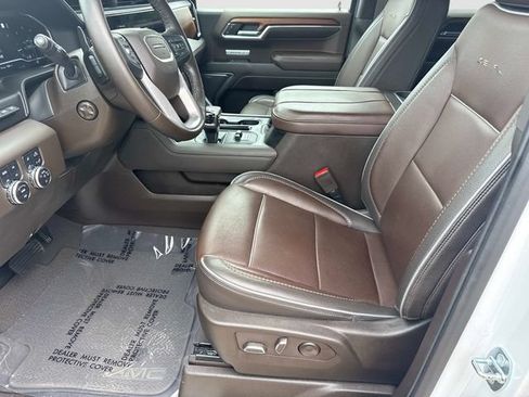 Used 2023 GMC Sierra 1500 Denali w/ Technology Package AWD/4WD image 14