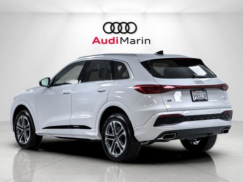 Used 2025 Audi Q5 Premium AWD/4WD image 3