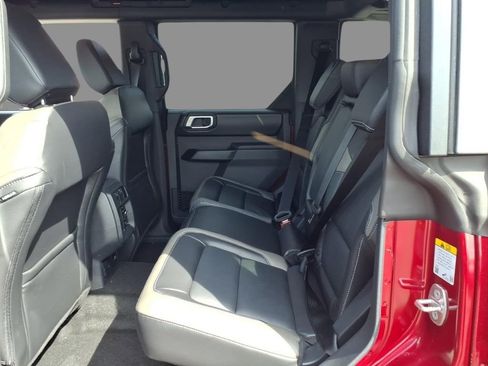 New 2026 Ford Bronco Outer Banks AWD/4WD image 5