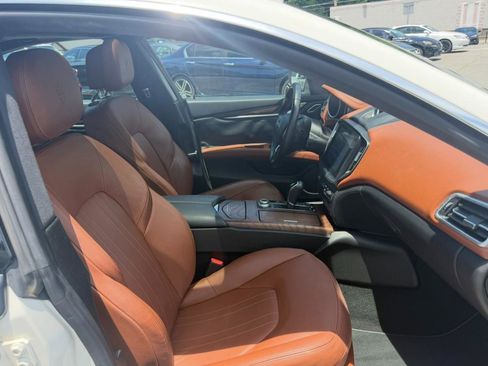 Used 2017 Maserati Ghibli S RWD image 30