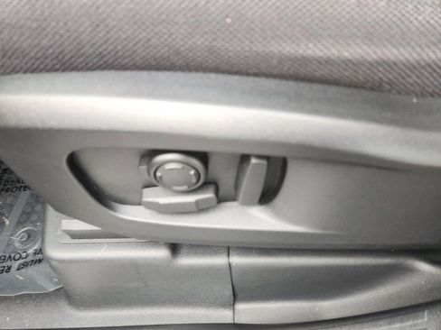 Used 2023 Land Rover Defender 110 X image 28