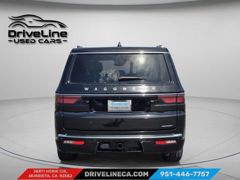 Used 2024 Jeep Wagoneer Series II w/ Flexible Seating Group RWD image 3