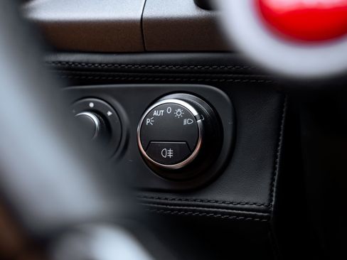 Used 2014 Ferrari 458 Spider RWD image 45