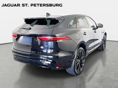 New 2026 Jaguar F-PACE R-Dynamic S image 5