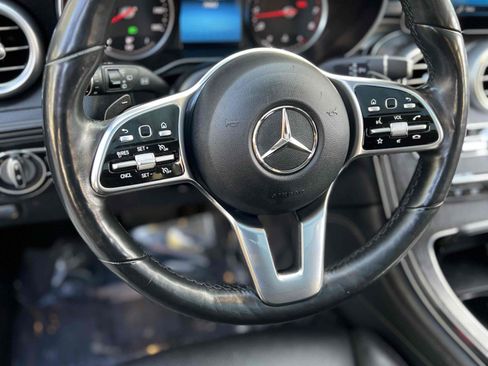 Used 2020 Mercedes-Benz GLC 300 4MATIC w/ Premium Package image 43