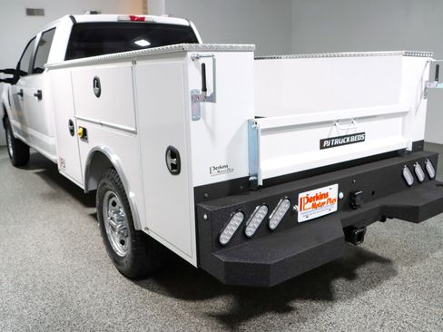Used 2022 Ford F250 XL w/ Power Equipment Group AWD/4WD image 10