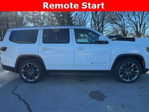 Used 2022 Jeep Wagoneer Series II w/ Premium Group I image 11