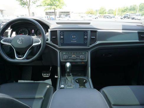 Used 2021 Volkswagen Atlas SE w/ Panoramic Sunroof Package FWD image 27