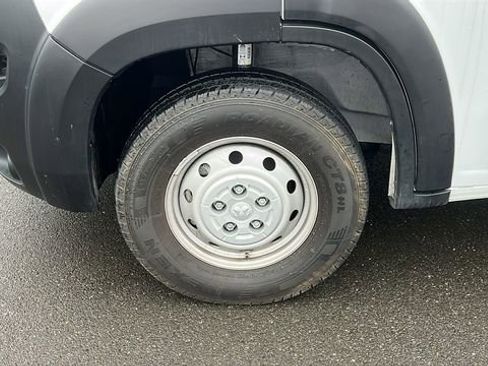 Used 2023 RAM ProMaster 2500 image 5