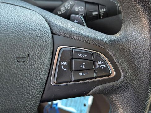 Used 2017 Ford Escape SE FWD image 23