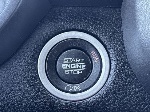 Used 2024 RAM 2500 Big Horn AWD/4WD image 28