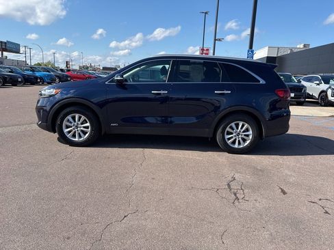 Used 2020 Kia Sorento LX w/ LX I4 Convenience Package AWD/4WD image 8
