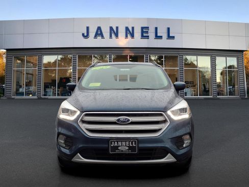 Used 2018 Ford Escape SEL image 2