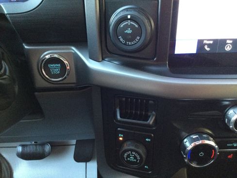 New 2025 Ford F150 XLT w/ Equipment Group 302A MID image 14