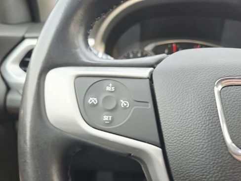 Used 2019 GMC Acadia SLT FWD image 21