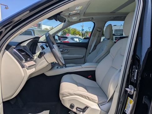 Used 2023 Volvo XC90 B5 Plus w/ Protection Package Premier AWD/4WD image 14