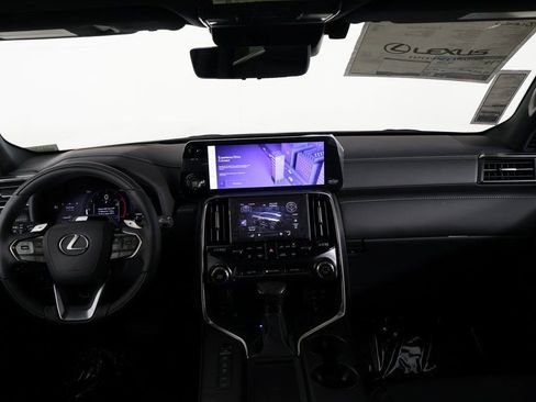 New 2026 Lexus LX 600 4WD w/ Luxury Package image 4