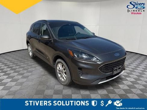 Used 2020 Ford Escape SE AWD/4WD image 3