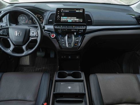 Certified 2025 Honda Odyssey Elite image 21