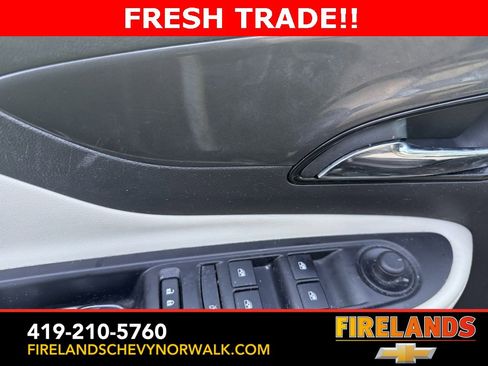 Used 2019 Buick Encore Preferred image 5