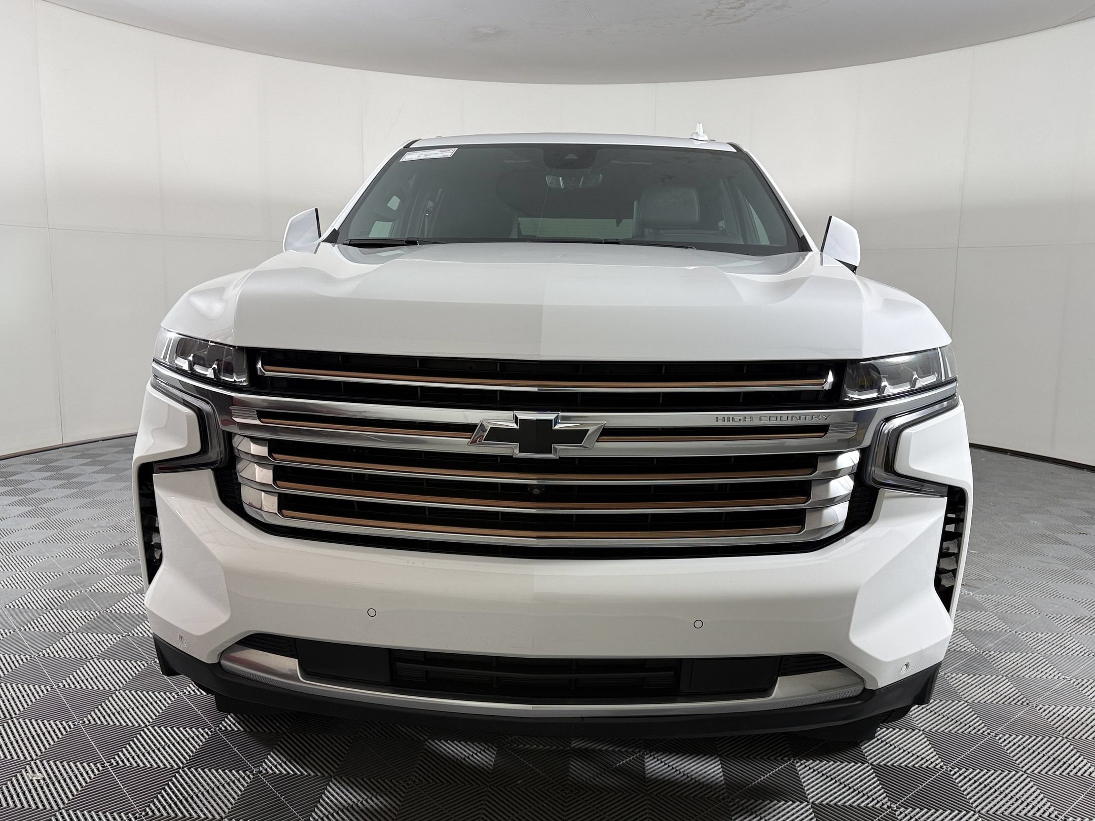 Used 2023 Chevrolet Tahoe High Country w/ Advanced Technology Package AWD/4WD image 6