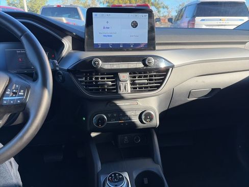 Used 2024 Ford Escape Active image 17