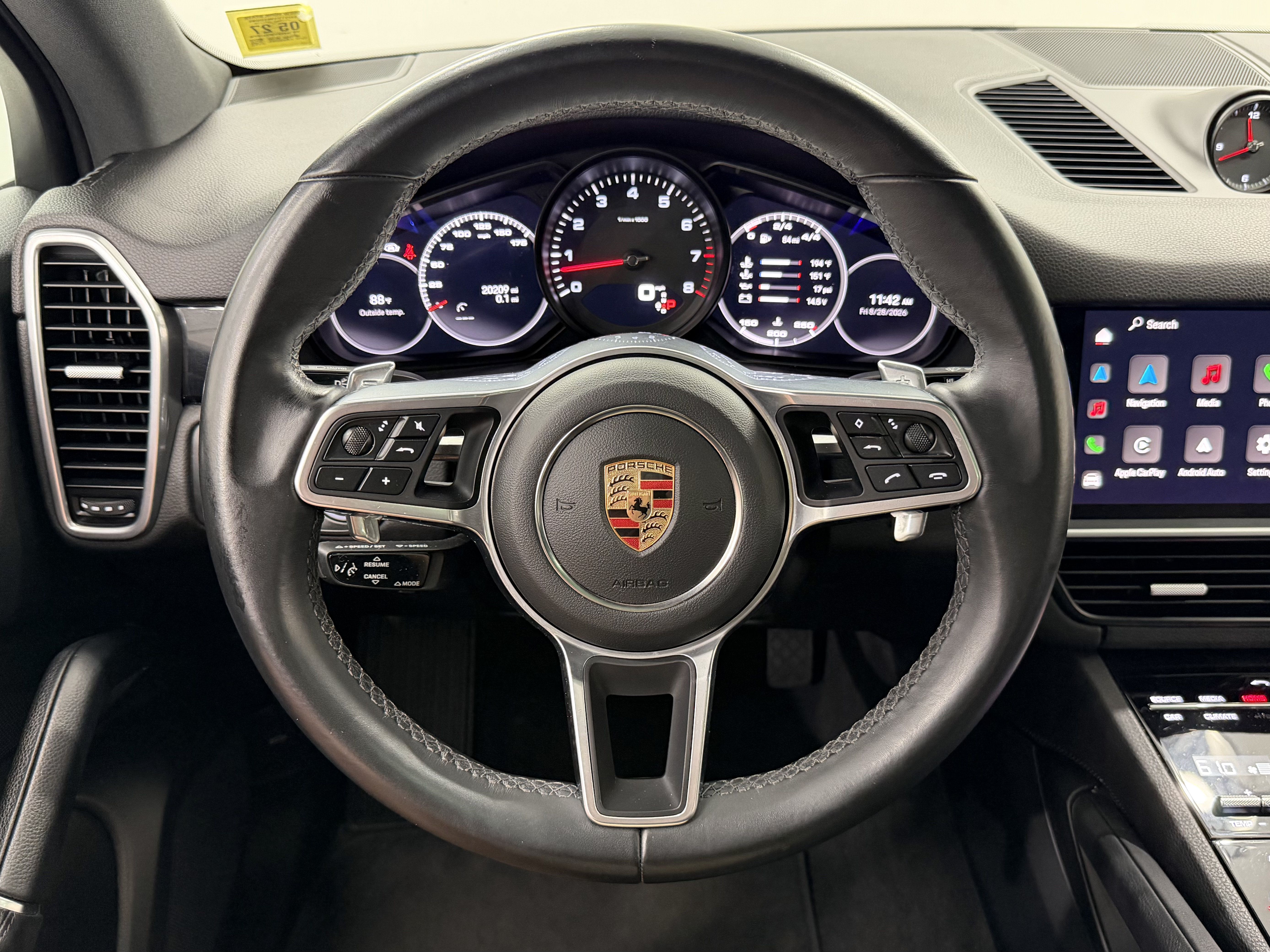Certified 2023 Porsche Cayenne w/ Premium Package AWD/4WD image 46