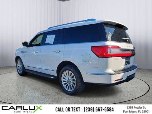 Used 2018 Lincoln Navigator Premiere image 4