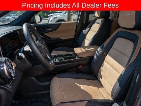 Used 2026 Chevrolet Equinox ACTIV w/ Convenience Package III AWD/4WD image 11