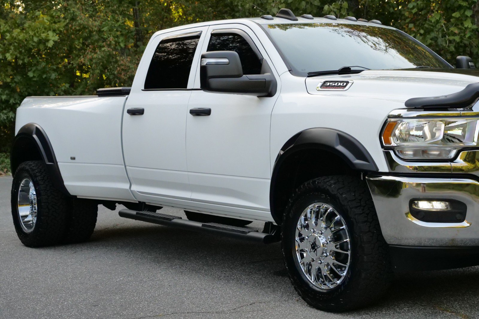 Used 2023 RAM 3500 Tradesman w/ Chrome Appearance Group AWD/4WD image 60