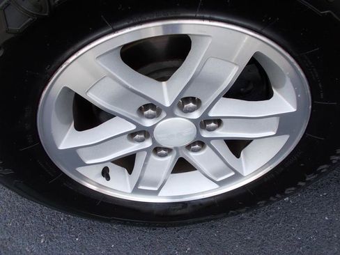 Used 2012 GMC Yukon XL SLT w/ SLT-2 Equipment Package image 17