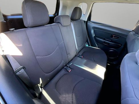 Used 2013 Kia Soul Base image 17