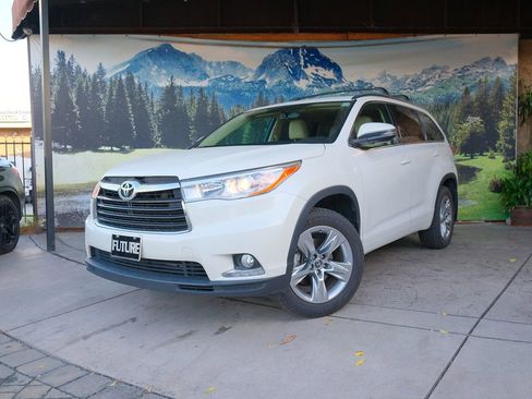 Used 2016 Toyota Highlander Limited FWD image 1